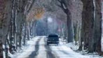 Wetter: Ein kalter und nasser Start ins Wochenende