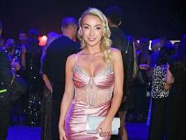 Bereits seit einiger Zeit: Let's Dance-Star Anna-Carina Woitschak gibt Liebes-Aus bekannt