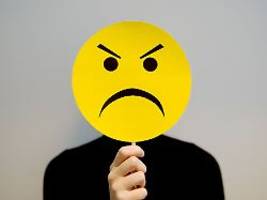 Kontrollwahn im Job: Wenn Misstrauen im Team wächst - was jetzt hilft