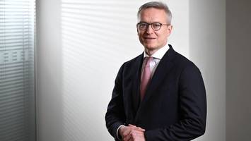 digitalminister wildberger über stress: „abschalten gelingt mir noch nicht so gut“