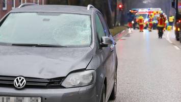 Schüler wird in Itzehoe von 90-Jährigem angefahren und verletzt