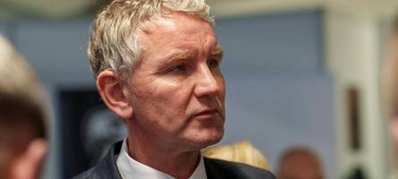 Warum Rechtsextremist Höcke im bayerischen Landtag eine Bühne bekommt