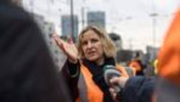 Bahn: Ministerin: Sicherheit hat einfach ihren Preis