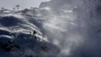 Frankreich: Lawine reißt drei Skifahrer in den Alpen in den Tod
