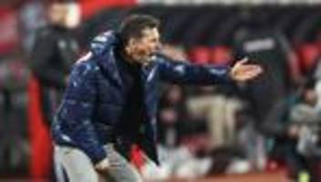 2. fußball-bundesliga: karlsruher sc geht mit 1:5 beim 1. fc nürnberg unter