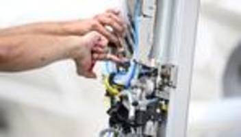 stellenabbau: im maschinenbau fallen tausende jobs weg