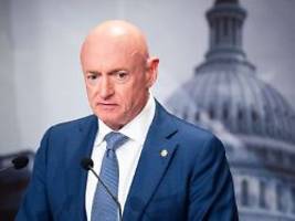 Aufruf zur Befehlsverweigerung: US-Richter stoppt Pentagon-Feldzug gegen Senator Kelly