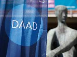 hunderte studenten betroffen: wadephul kritisiert daad-verbot in russland scharf