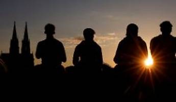 In den Blick nehmen: Karin Prien sieht Gefahr in abgehängten jungen Männern