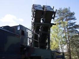 Ist der Spott gerechtfertigt?: Deutschland will Ukraine fünf Patriot-Raketen geben - und kassiert Häme
