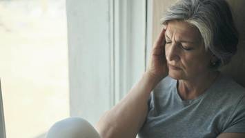 das unterschätzte risiko: warum frauen häufiger an alzheimer erkranken