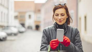 Valentinstag 2026: Romantische WhatsApp-Sprüche zum Verschicken