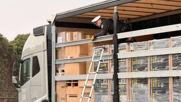 Lkw-Großkontrolle auf der A7 – über die Hälfte mit Mängeln unterwegs