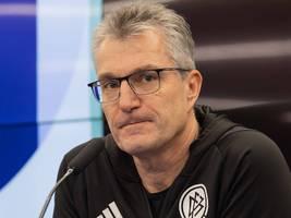 referees in der bundesliga: kircher sollte die schiedsrichter-leistung lieber verbessern, als imagepflege zu betreiben