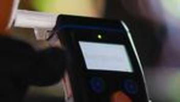 Kriminalität: Autofahrer mit fast drei Promille am Steuer erwischt