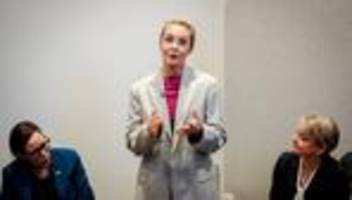 Menschenrechtsverletzungen: Analysen: Moskau hat Nawalny mit Pfeilgift getötet