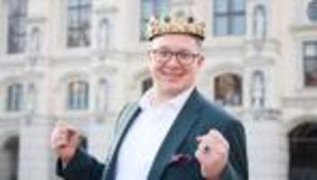 Modernes Brauchtum: Wahl zum 22. schwulen Lüneburger Heidekönig