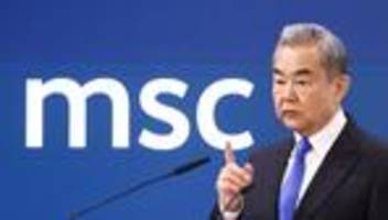 Münchner Sicherheitskonferenz: Chinas Außenminister wirbt für internationale Zusammenarbeit