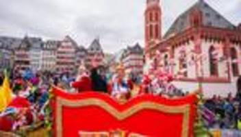 närrische zeiten: fastnacht in hessen – hunderttausende feiern auf den straßen