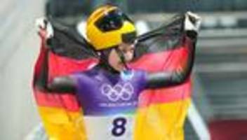 Olympische Winterspiele: Unfassbar: Silber und Bronze für deutsche Skeleton-Frauen