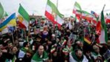 München: Tausende demonstrieren in München gegen das iranische Regime