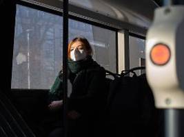 Knowledge-Action-Gap: Warum wir uns nicht besser gegen Erkältungen schützen