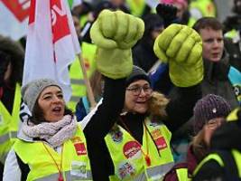 mindestens 100 euro pro monat: 5,8 prozent mehr geld im öffentlichen dienst der länder