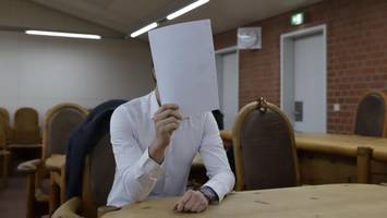 Mann hehlt mit Firmen-Laptops im Wert von 42.000 Euro – Kollege nimmt Rache