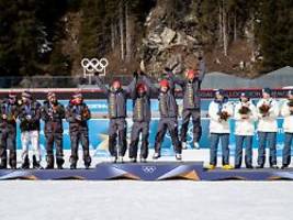 Biathlon-Staffel strahlt: IOC repariert russischen Gold-Betrug am deutschen Team spät, aber glanzvoll