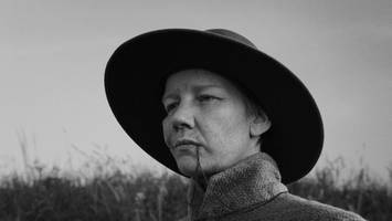 Sandra Hüller erneut bärenstark: Im Wettbewerbsfilm „Rose“