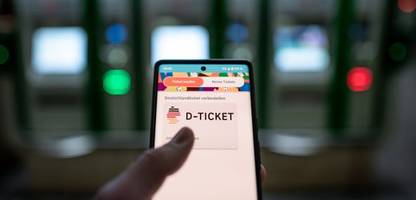 Bericht aus Berlin (ARD): Alexander Schweitzer will einheitliches Deutschlandticket mit Passfoto