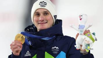 olympia: skisprung-dominator domen prevc nun auf einer stufe mit matti nykänen