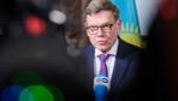 Atomwaffen: Wadephul äußert sich skeptisch zu möglichem europäischen Atomschirm