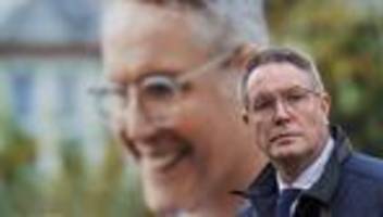 Bahn-Sicherheit: Deutschlandticket mit Foto könnte laut Ministerpräsident Gewalt senken