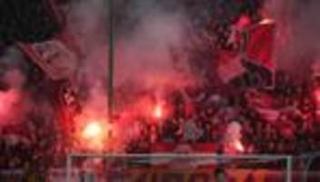 2. Bundesliga: Mindestens 120 Bengalos: Geldstrafe für FCK