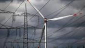 Energiewende: Grüne kritisieren Katherina Reiche und legen Plan für Energiewende vor