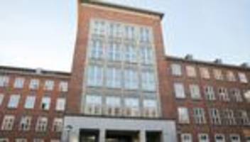 Tat im Mai 2025: Nach Schüssen in Rendsburg - Prozessstart gegen drei Männer