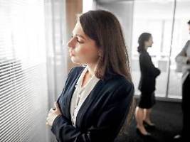 Arbeit trotz Antipathie: Schlechte Chemie? So wird ein Miteinander im Job möglich