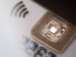 Drahtloser Datenklau : Brauchen Bankkarten funkdichte Schutzhüllen?