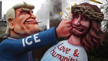Trump knockt Jesus aus: Die irrsten Motivwagen des Rosenmontags