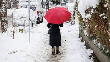 Vorsicht Glatteis: Der Vermieter räumt die Wege nicht? Diese Rechte haben Mieter