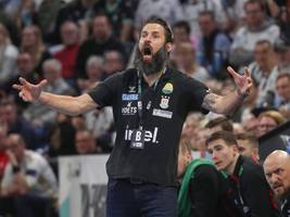 sc magdeburg: der bart kommt ab