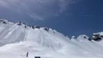 Winterwetter: Lawinengefahr steigt – Skitourengeher stirbt im Allgäu