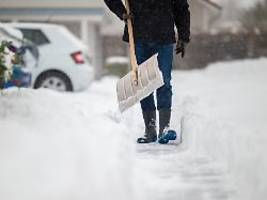 arbeitspflicht und neue abgaben: breite zustimmung für cdu-plan, idee der spd schmiert ab