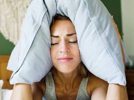 Laute Nachbarn, laute Straße?: Schallschutz für Mieter: So wird die Wohnung ruhiger