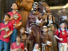 Nach 800 Jahren ausgegraben: Assisi zeigt erstmals Gebeine des Heiligen Franziskus