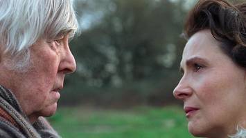 Liebe unter Generalverdacht: „Queen at Sea“