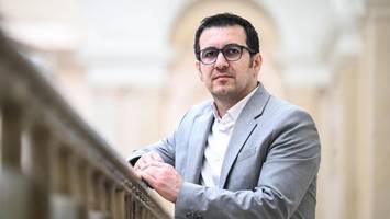 Grünen-Abgeordneter Jian Omar von Islamisten bedroht – nicht der erste Angriff