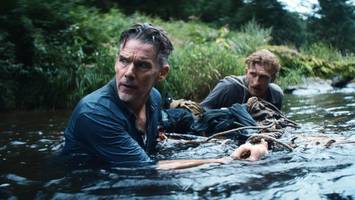 Ethan Hawke als Goldschmuggler im Überlebenskampf: „The Weight“
