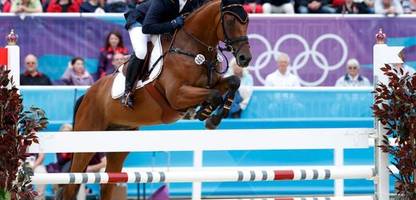 reiten: olympiasieger michael jung trauert um erfolgspferd sam